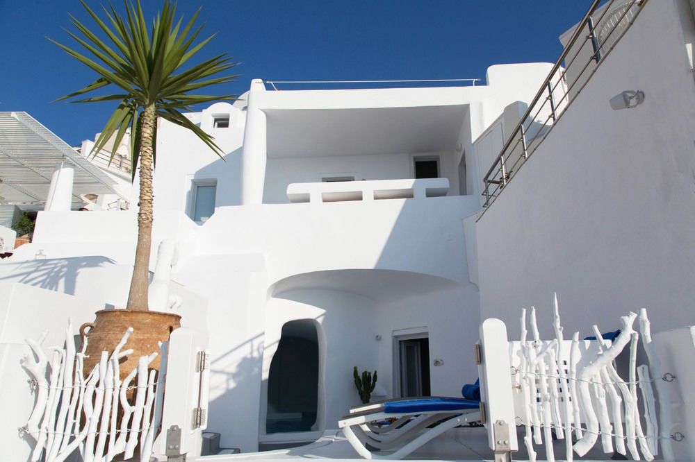 Trieris Villa & Suites Fira  Exterior photo